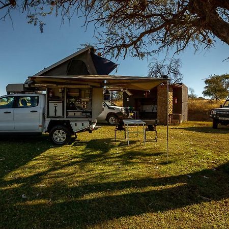 Daan Viljoen Game Lodge Windhoek Exterior foto