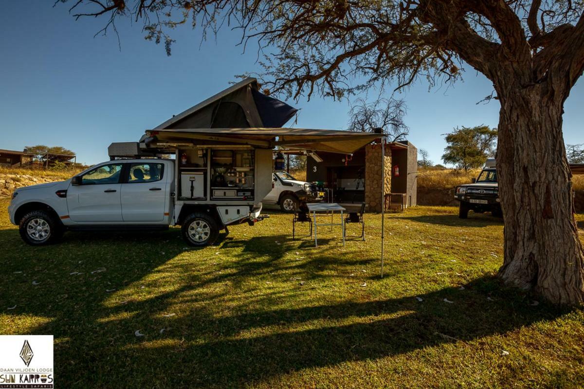 Daan Viljoen Game Lodge Windhoek Exterior foto