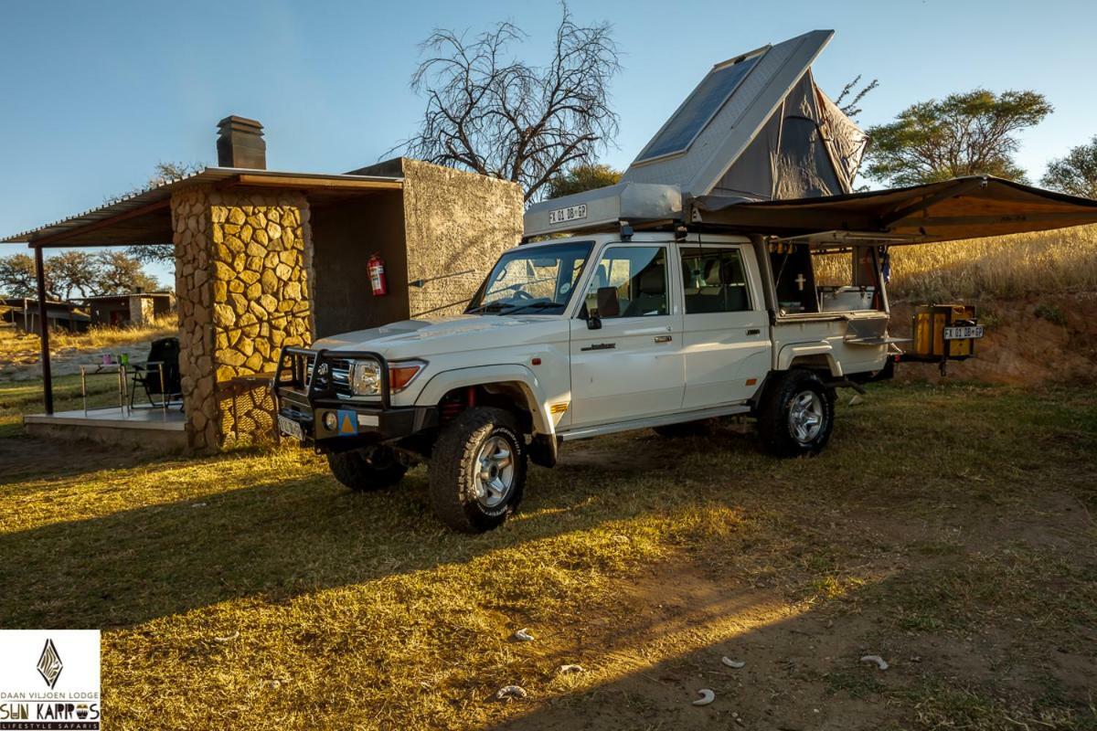 Daan Viljoen Game Lodge Windhoek Exterior foto